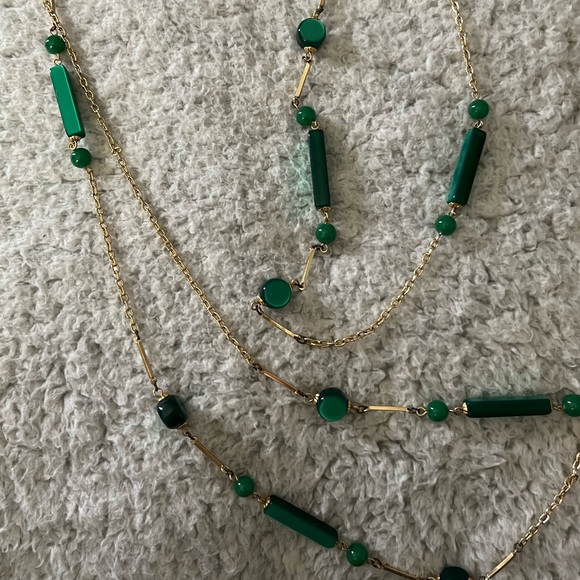 💚Long Green Bead Necklace💚 - Picture 2 of 3
